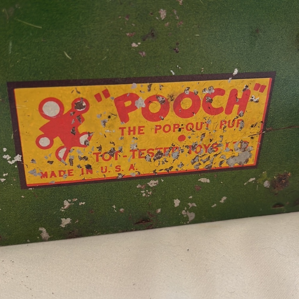 VINTAGE "Pooch" The Pop-Out Pup Toy - Picture 8 of 13